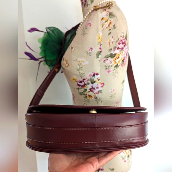 Cartier, Must de Cartier Burgundy Shoulder/ Sling saddle Bag - Picture 3 of 16